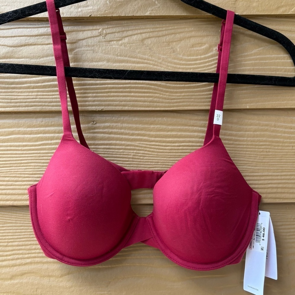 Calvin Klein Full Coverage Underwire T-Shirt Bra NWT Size 32D